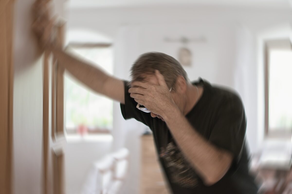 Recognizing the Symptoms of Meniere’s Disease and Managing the Condition